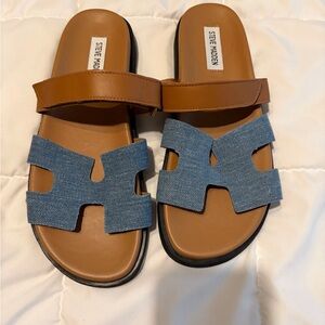 Steve Madden Mayven Denim and brown slides size 9.5